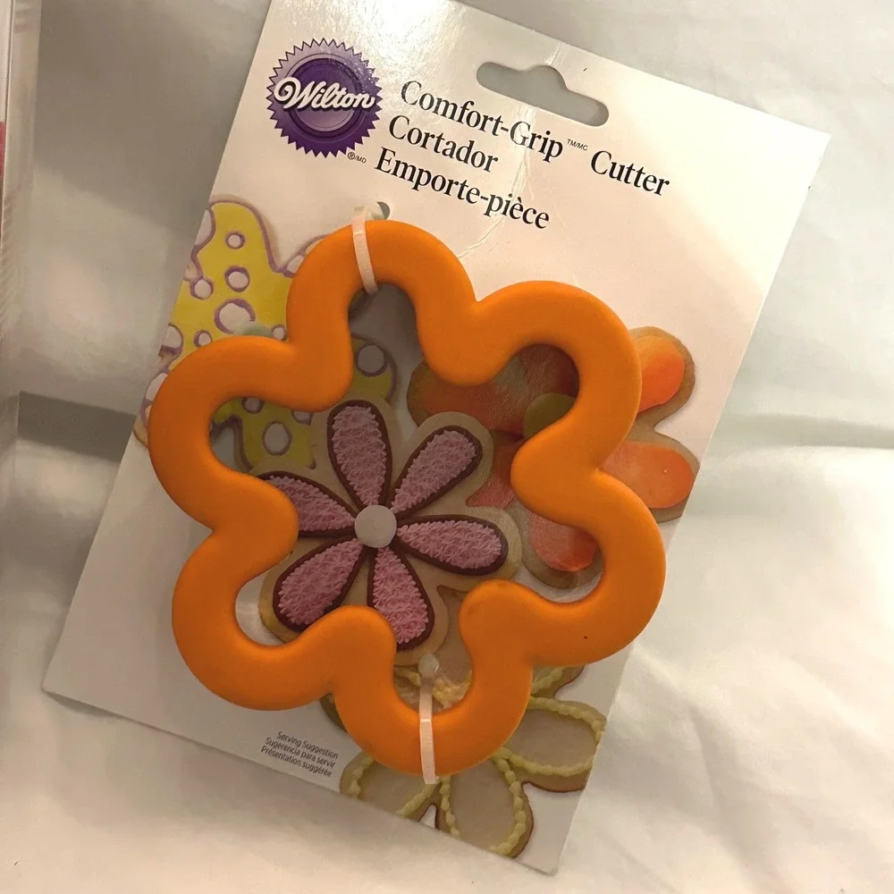 Wilton Cookie Cutter Set Multicolor New Butterfly Flower Linzer Sandwich 4pc